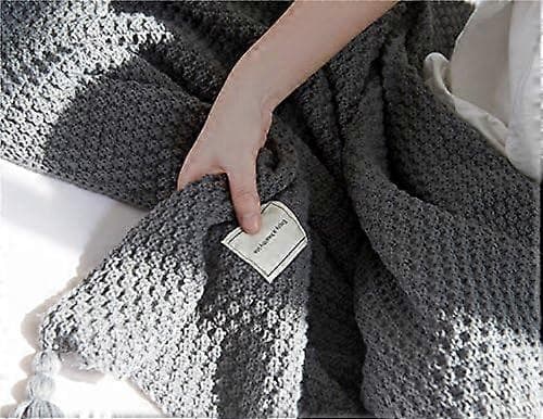 Nordisk Strikketeppe med Dusker 110x150cm Strikket Sofateppe for Kontorstol Sofa Alle Årstider (Grå)