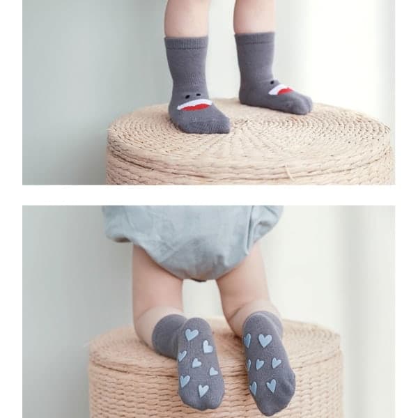 10-pack barnstrumpor med halkfria sulor - Monster M(1-3Y)