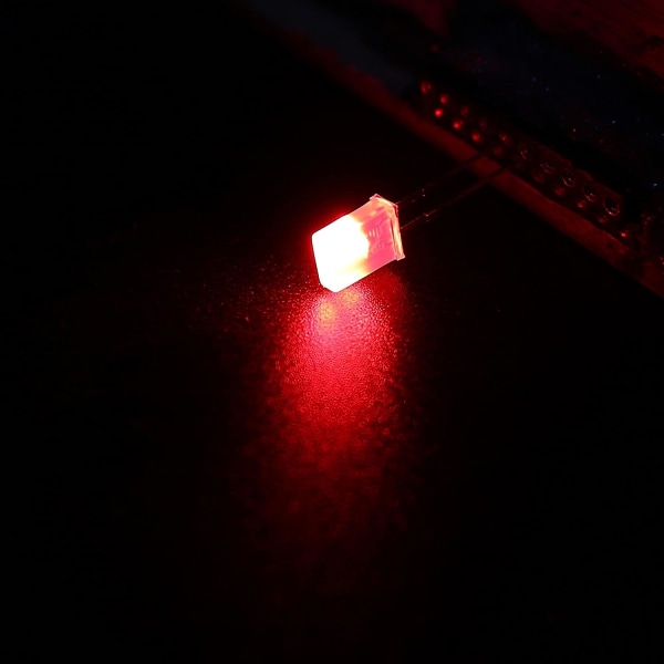 2x5x7mm x LED-lamppulamppu, 150 kpl suorakaiteen muotoinen kirkas valodiodi elektroniikkakomponenttien ilmaisimelle, punainen