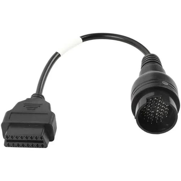 OBD2-adapter for lastebiler - PZCC - 38-pinners til 16-pinners - Iveco-kompatibel - 30 cm - Svart - ABS
