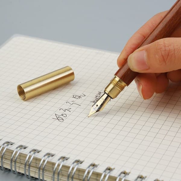 Springvand pen Gave pen Springvand pen