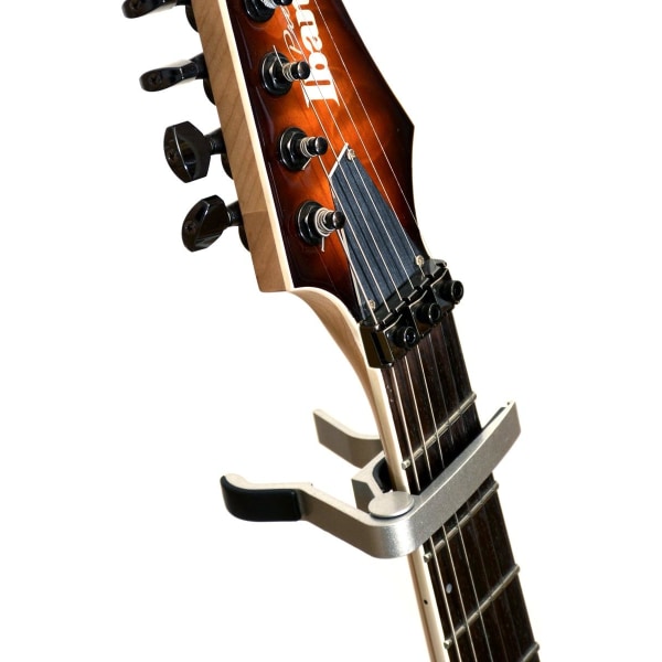 Capo ST White. Snabbfrigörande Trigger Action Gitarr Capo för Elgitarr, Akustisk Gitarr, Klassisk Gitarr, Spansk Gitarr, Ukulele, Banjo, etc.