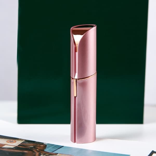 Flawless Finishing Touch Genopladelig Ansigtshårfjerner, Rosenguld