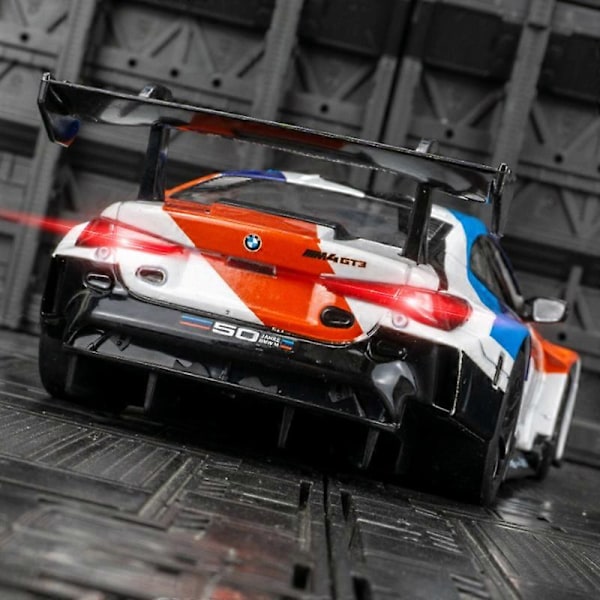 1:24 M4 GT3 Legert Sportsbil Modell Støpt Metall Leketøy Bil Kjøretøy Modell Simulering Lyd og Lys Samling Barnegave M4 DTM White