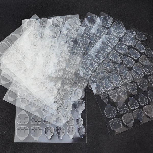 240 stk Dobbeltsidig Falsk Neglekunst Limteip - Neglelim Transparent