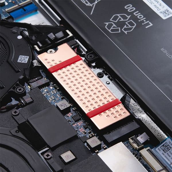 Kobberkøleplade til M.2 2280 SSD'er - 74x22x0.8mm med silikonepude - Effektiv NVMe-køling - Til bærbare computere
