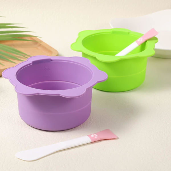 2 st vaxsmältbehållare, kronbladsformad silikon återanvändbar vaxvärmare behållare med 2 st silikon vaxspatel non-stick vaxvärmare behållare (lila, grön)