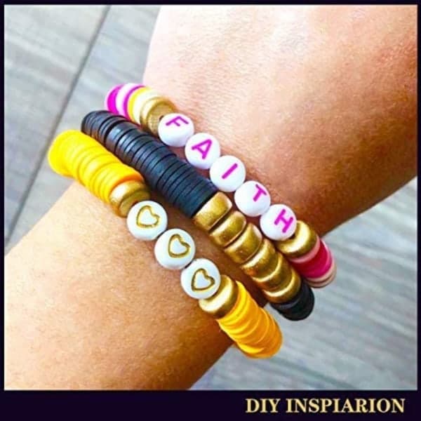 500 stk. 7x4mm Hvide Akryl Perler Guld Hjerte Pony Perle