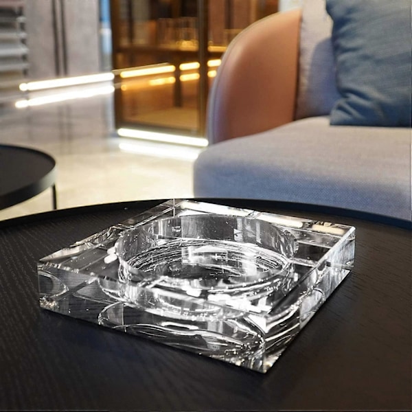 Klar Kristall Glas Askkopp Dekor Etsad Tung Hem Fyrkantig Modern Kristall Inomhus Kontor Bordsplatta Uteplats Dekorativ.