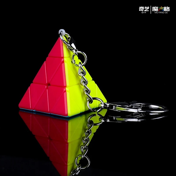 Mini 3X3 Nyckelring Kub Fidget Leksaker Cubo Magico Pussel Ivy Nyckelring Stickerless Pyraminx Nyckelring pyraminx keychain