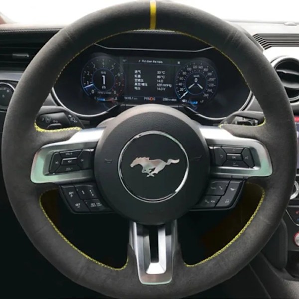 DIY handsydd högkvalitativ halkfri mockarattstyrningshölje för Ford Mustang 2015-2019 Mustang GT 2015-2019 style 9