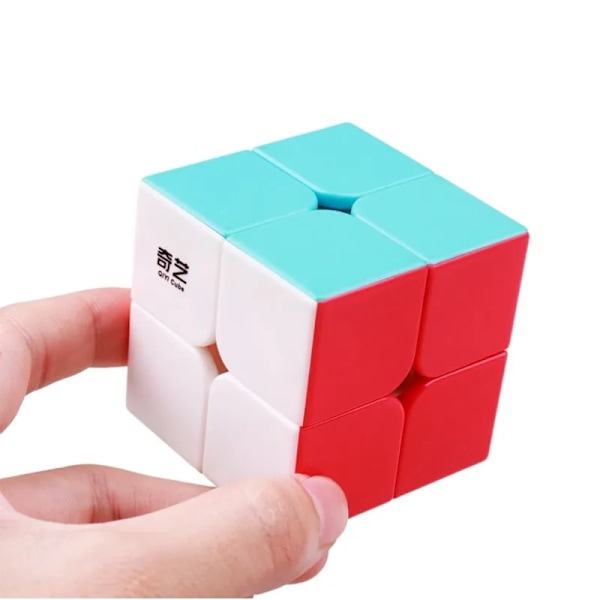 Qy Toys 2X2 Magic Cube Professionell 2X2 Kub Pussel Kuber För Barn Speed Cube Utbildningsleksak Ungersk Kub Qy קוביות הונגריות stickerless