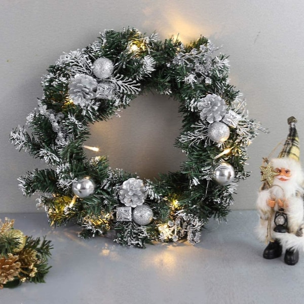 Opplyst julekrans med LED-lys, 40 cm forhåndsbelyst dørkrans med ornamenter, batteridrevet kunstig krans inngangsdør hengende krans Fo Roman