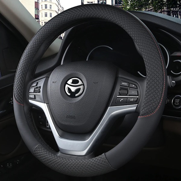 100% Dermay Märkesläder Universal Bilrattstyrningsöverdrag 37cm-38cm Bilstyling Sport Auto Rattöverdrag Halkskydd WHITE