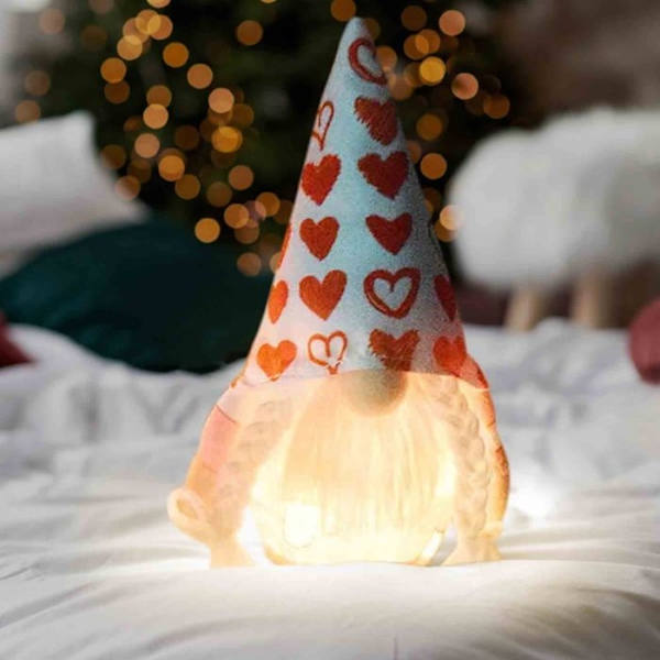 Ansiktslös kvinnlig dockfigur i form av ett kärlekshjärta Ornament Rudolph Dvärg Kärleksgoblin