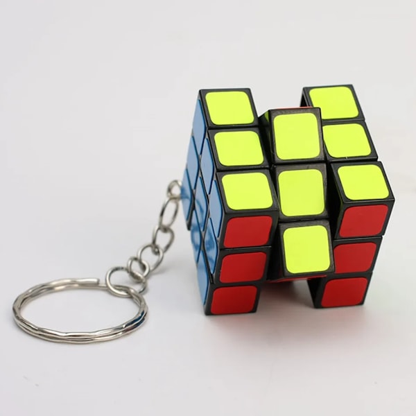 Magiska Kub Nyckelring 3X3X3 3Cm Magiska Kuber Gåva Magisk Kub Hänge Twist Pussel Leksaker För Barn With key chain