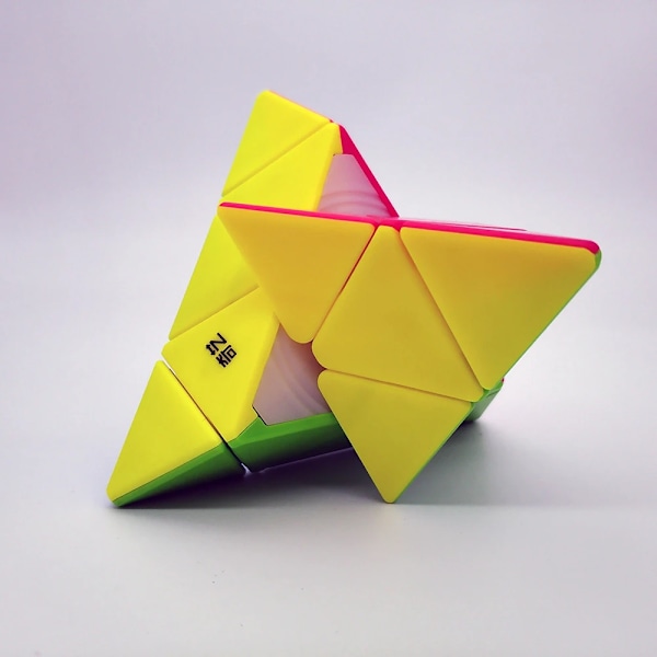 Qiming S2 Pyramid 3X3 Magic Cube Professionell Cubos Magicos Leksaker för Barn Höghastighets Kub Pussel Leksak 2x2 Pyramid