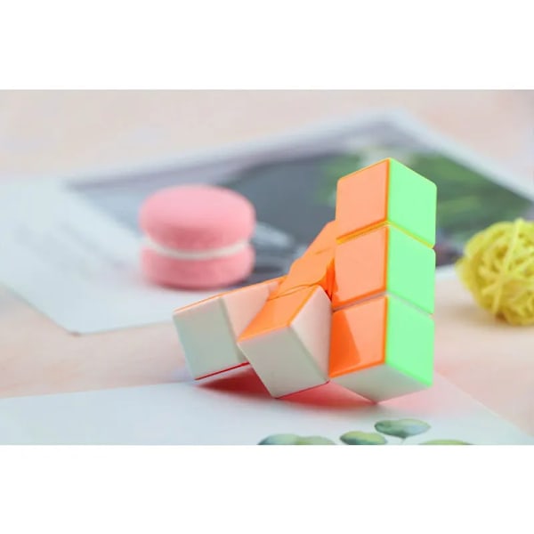 Ny Yj 1X3X3 Magisk Kub Pedagogiska Leksaker Twist Speed Magic Square Cubo Pussel Pedagogiska Födelsedagsleksaker Present C2