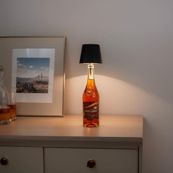 Ladattava pullonvarjostin LED-valolla ja 3 väritilalla Musta Kolme värilämpötilaa