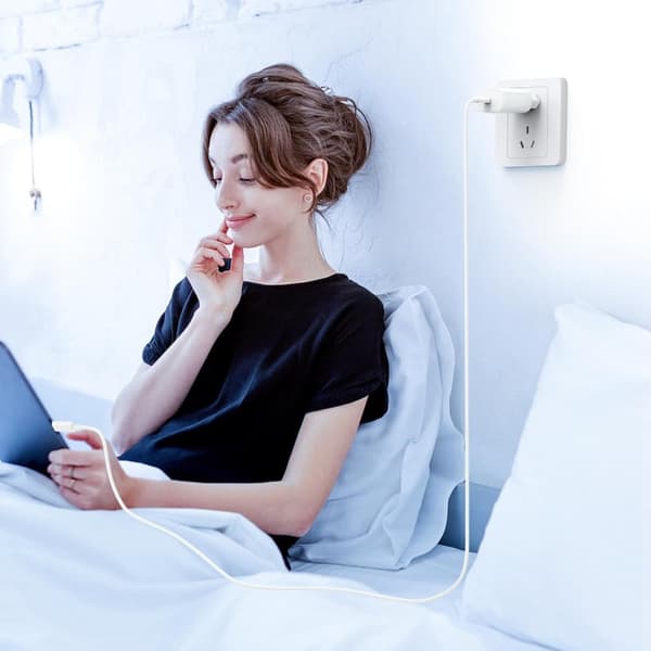 Oplader til iPhone 15 + 2M kabel Hurtigoplader USB-C til USB-C