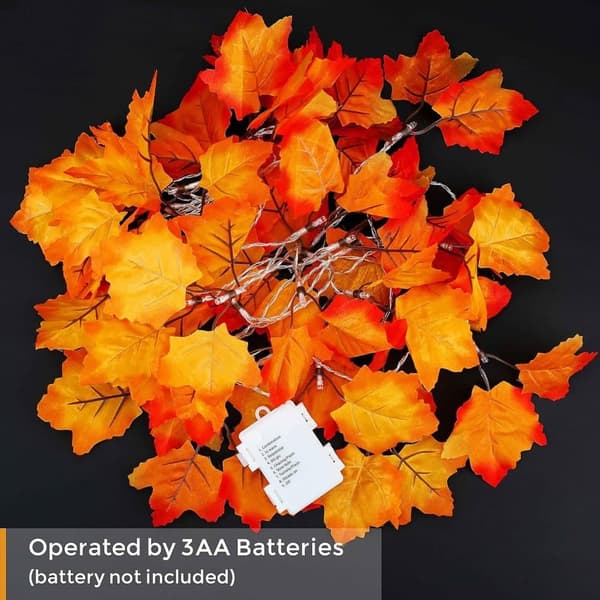 2x LED String Lights with Maple Leaves – 4.7m 30 Lights – Battery Operated – Flashing Function – Indoor Autumn Decoration – IP42