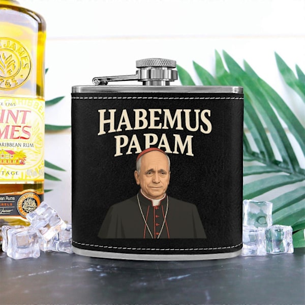 17 cl Rostfri Fickplunta Habemus Papam Påve Leo XIV Minnesgåva Svart / Brun Läderomslag Black A
