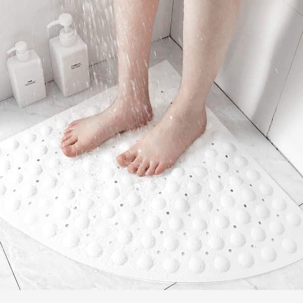 [RM]Non-slip Bathroom Mat Triangle Pattern Shower Mat with Suction Cups Q