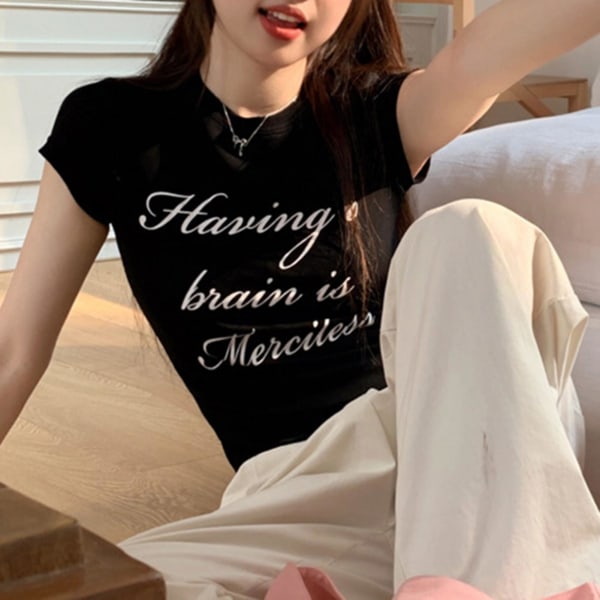 Kvinnors kortärmad T-shirt med bokstavstryck, casual slim fit crop top för hem, dejt, fest, arbete Black M
