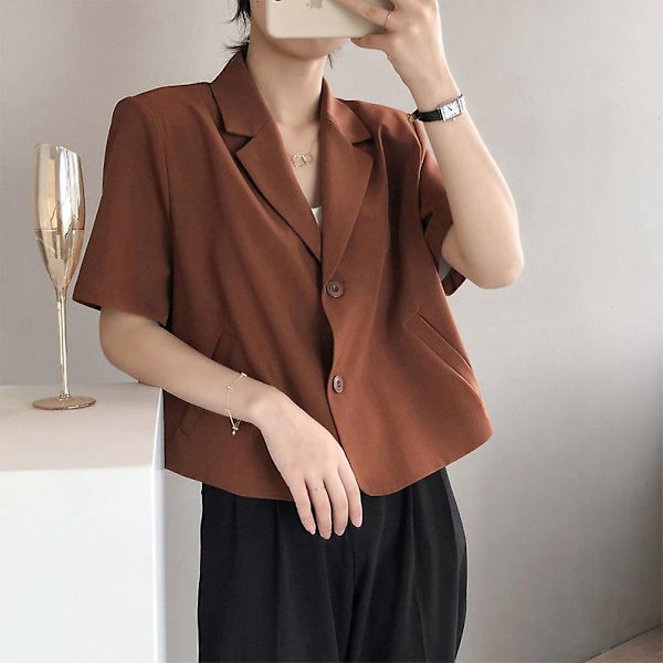 Muodikas lyhythihainen puku naisille Tyylikkäät lyhythihaiset puvut Pehmeä hengittävä lyhythihainen T-paita Caramel Color 4XL