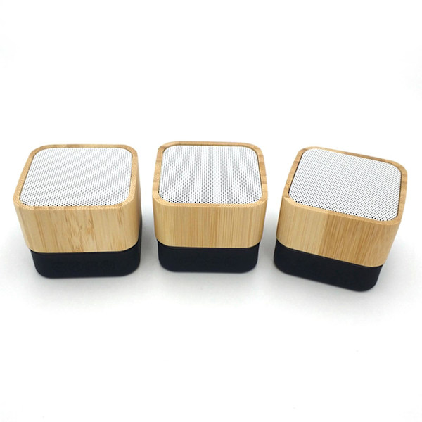 Kvadratisk Bluetooth-kompatibel högtalare Bärbar 3d Stereo Musik Högtalare För Fest Strand Camping Grey