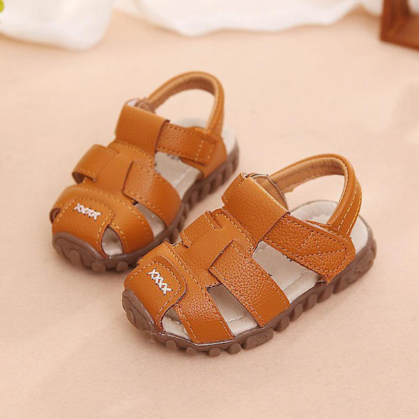 Uudet poikien sandaalit pehmeästä nahasta suljetulla kärjellä taaperoikäisille vauvoille kesäkengät pojille ja tytöille lasten rantakengät urheilu lasten sandaalit Csh130 White 24 Insole15cm
