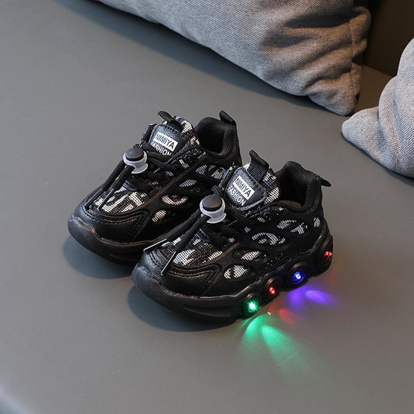 Toddler Sneakers Flickor Pojkar Slip On Pu Läder Sneakers Med Spänne För Barn Dagliga Skor White 22