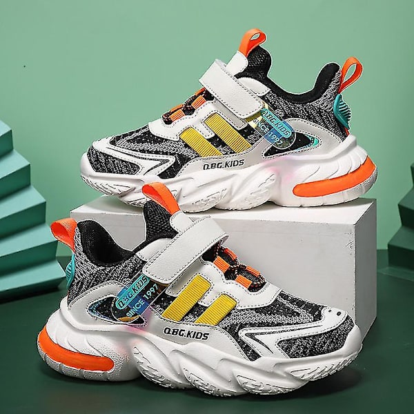 Barn Sneakers Fly Weaving Löparskor Mode Sport Skor 30