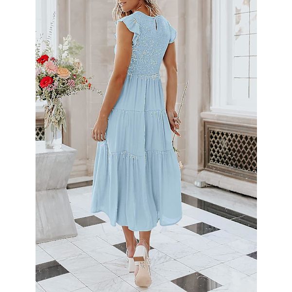 Sommarklänning för damer, ledig, med korta fjärilsärmar, rund hals, smockad resår i midjan och volangkjol i midilängd Lightblue Medium