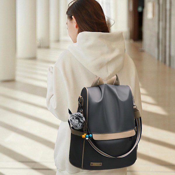 Pieni matkareppu naisille Black