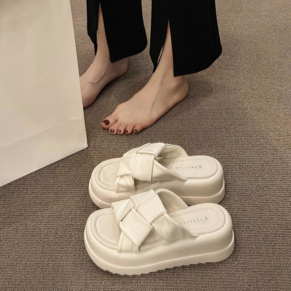 Naisten plus-kokoiset rantasandaalit ilman hankaavia jalkoja, sopivat rannalle Creamy-white 37