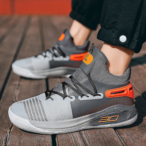 Basketballsko for menn, pustende, sklisikre sportssko F11 Gray 42