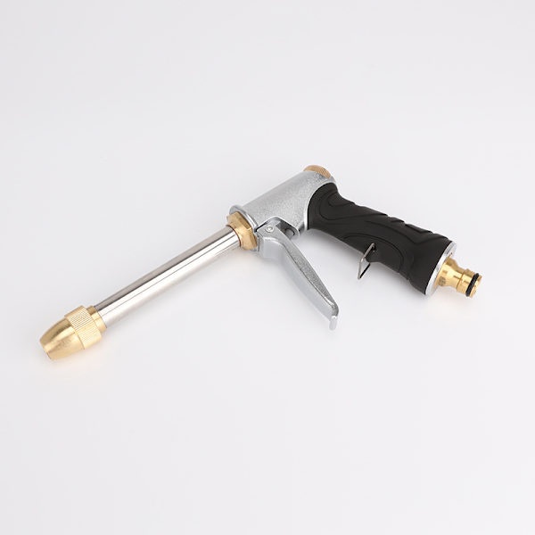 Hageslange med hagesprøytepistol i metall