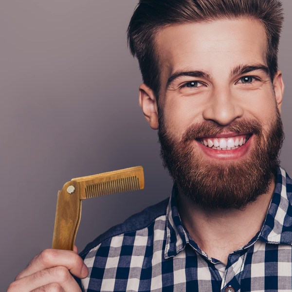 Vikbar skäggkam för män