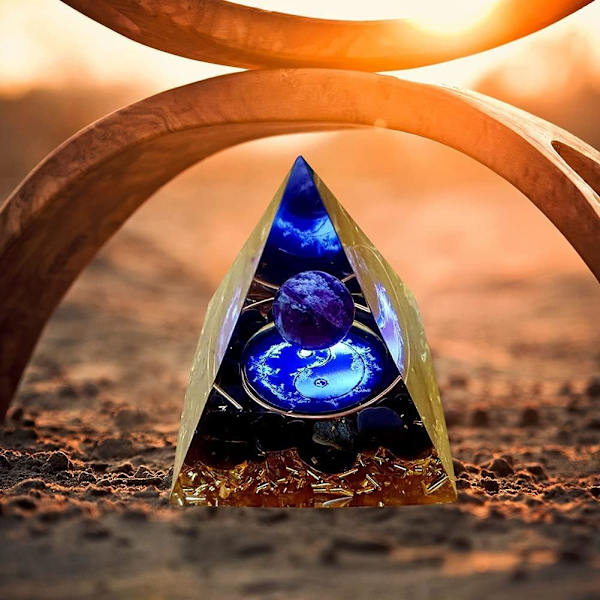 Månsten kristall orgon pyramid ogan kristall energi torn natur Reiki chakra krossad