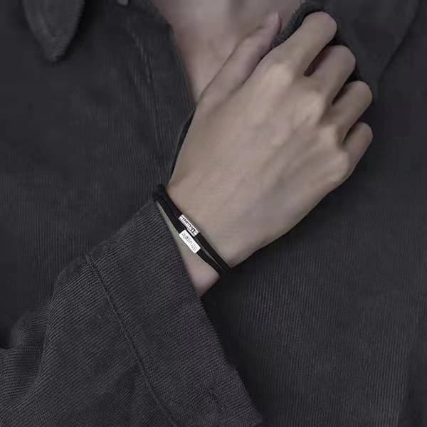 Flätat armband, \"Struggle Dream\", justerbart, rött