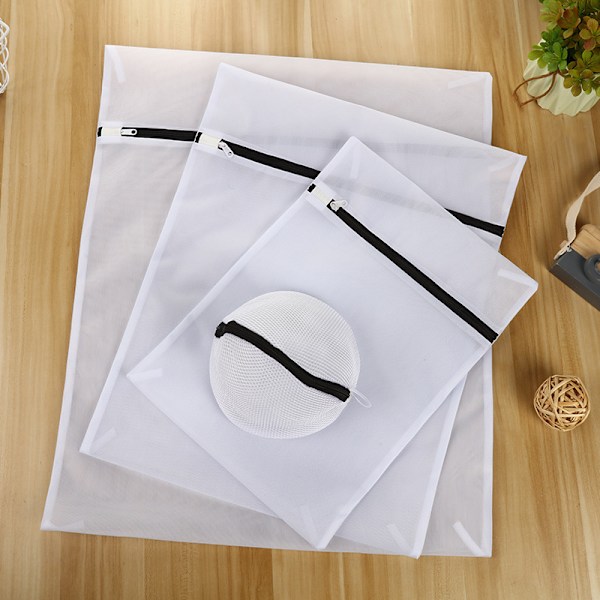 Set med 7 Återanvändbara Tvättsäckar med Blixtlås för Tvättmaskin i Fint Nät för Skjortor Underkläder Strumpor och Babykläder