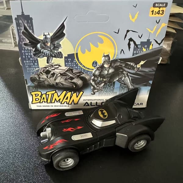 1:43 Batmobile Pull Back Legering Sportbil The Dark Knight Racing Modell Scooter Bil Leksak Skrivbordsprydnad docka Samlarobjekt Gåva 3