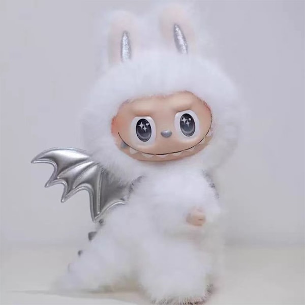Het hög kvalitet Labubu Angel zimomo themonsters tecknad söt anime actionfigurer skrivbordsdekorationer Julklappar cola