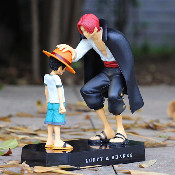17 cm One Piece Luffy & Shanks Actionfigur - Monkey D. Luffy Samlarmodell Doll Toy without box model 33