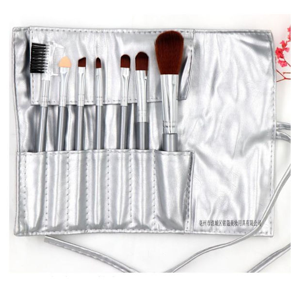 Make-up brushes 7 parts with case-4 Colors Light grey