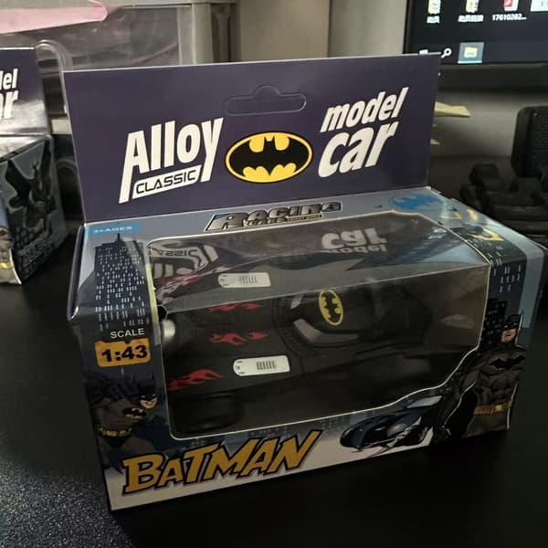 1:43 Batmobile Pull Back Legering Sportbil The Dark Knight Racing Modell Scooter Bil Leksak Skrivbordsprydnad docka Samlarobjekt Gåva 3