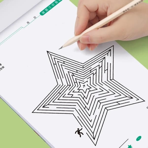 Children's Concentration Maze Book - Fun Thinking Development Toy for Attention Training A4