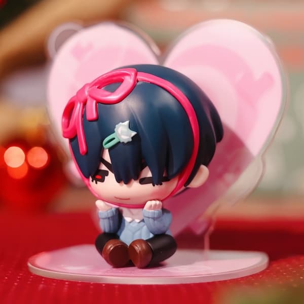 Hetsäljande Alien Stage Gratis Scen Series Blind Box Anime Character Surprise Mystery Box IVAN