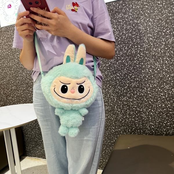 2025 Labubu Shouderväska Söt tecknad docka Ryggsäck Ny student Crossbody-väskor The Monsters Outdoor Travel Bag Toy AZ03-Pink